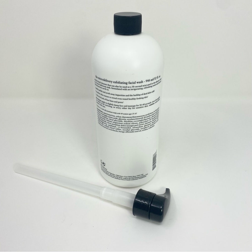 Philosophy The Microdelivery Exfoliating Daily Facial Wash w/ Fine Grain… - Picture 2 of 5